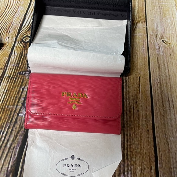 Prada Key Holder with Box - Picture 2 of 4